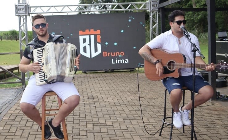 Bruno Lima - Uma Promessa Do Sertanejo 3 49dd40dc 644e 48f2 8c29 6c45959d2f7a