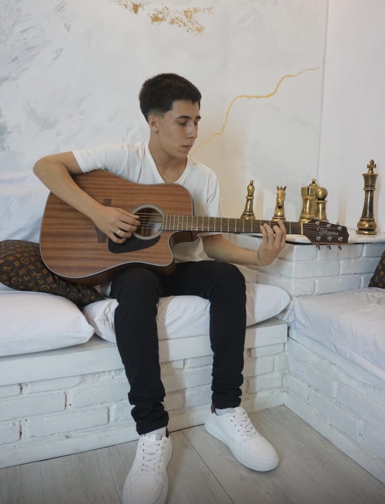 Marcos Ebraim: A Ascensão De Um Jovem Talento Do Sertanejo 3 IMG 1020