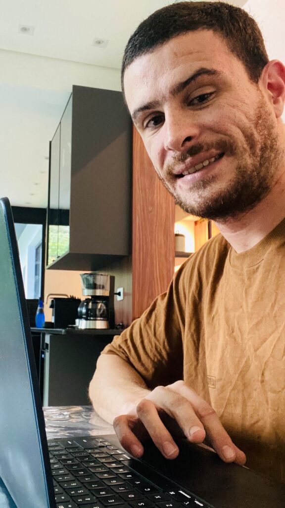 7cba6764 3fd9 4f4c 95a5 95d887ff692c