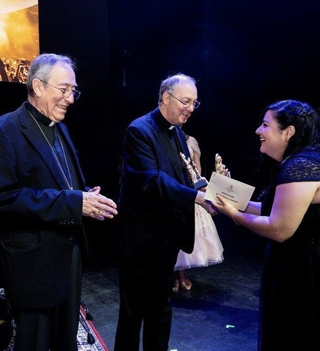 MARCELLE.RECEBENDOPREMIO